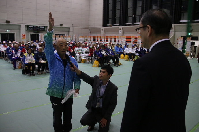 写真：開始式の様子2